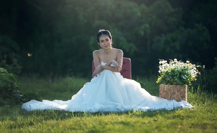 Review: 'The Hollow Bride' by Marisol Vance — A Wedding, a Curse, and a House That Wants a Wife