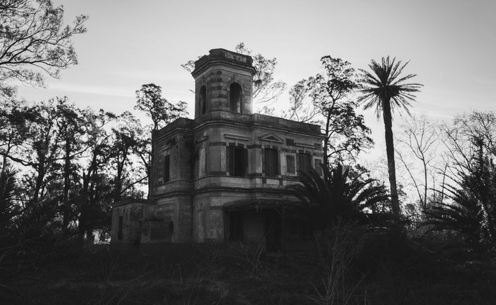 The House That Remembers: Why Haunted Architecture Terrifies Us
